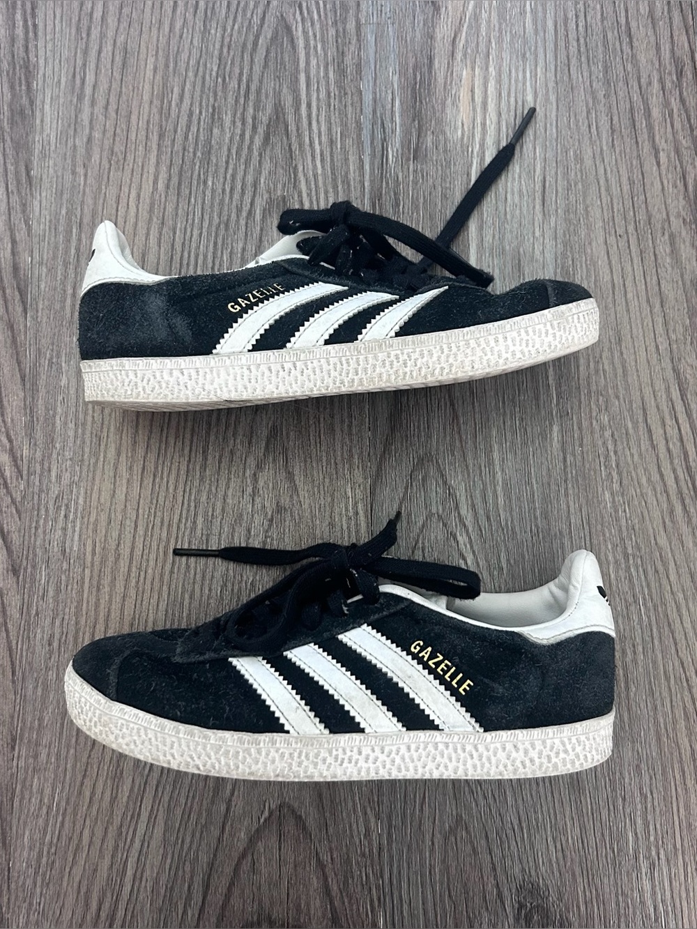 Adidas kids Gazelle shoes size 13